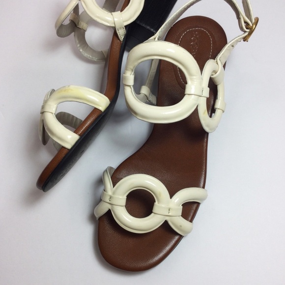 See by Chloe Patent Leather Circle Heeled Sandals - Picture 8 of 12